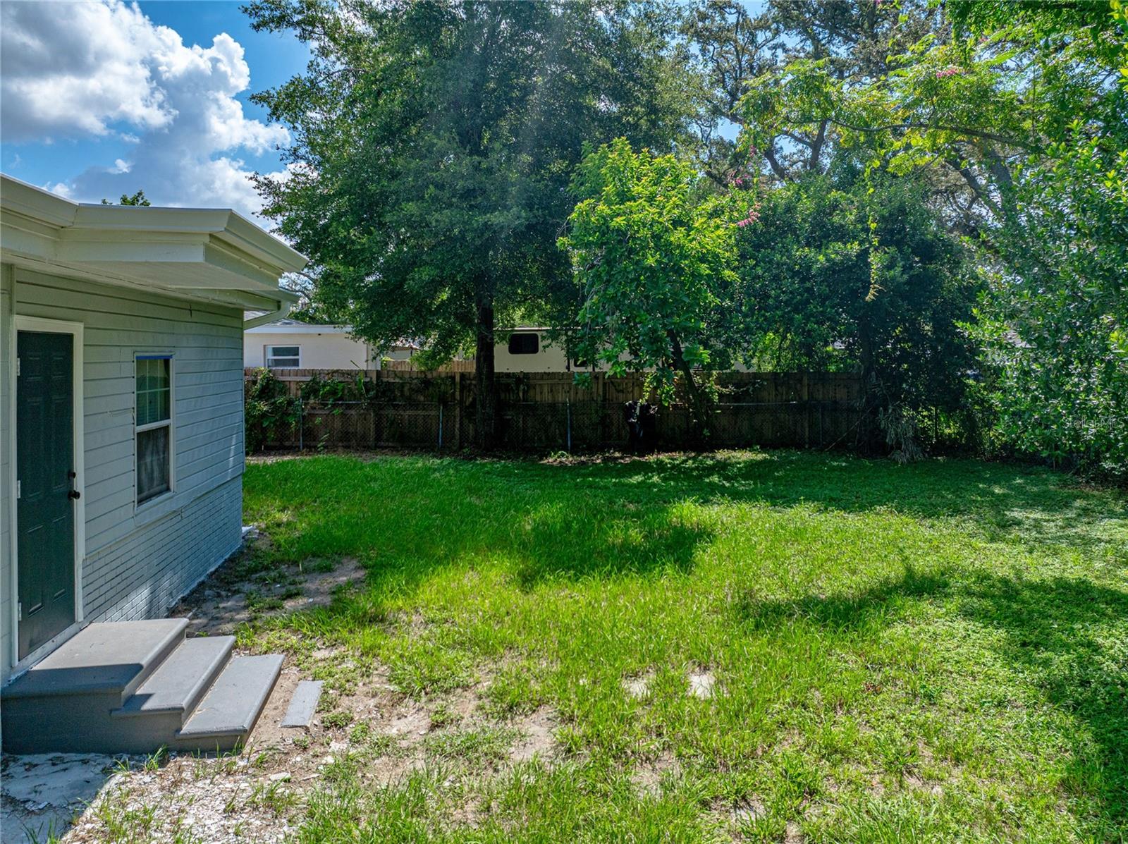 Image 35 of 56 For 1420 Meadowbrook Avenue