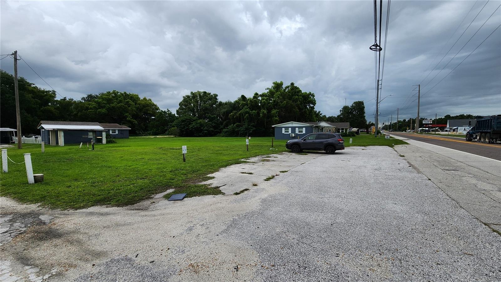 Image 3 of 16 For 1310 Combee Road