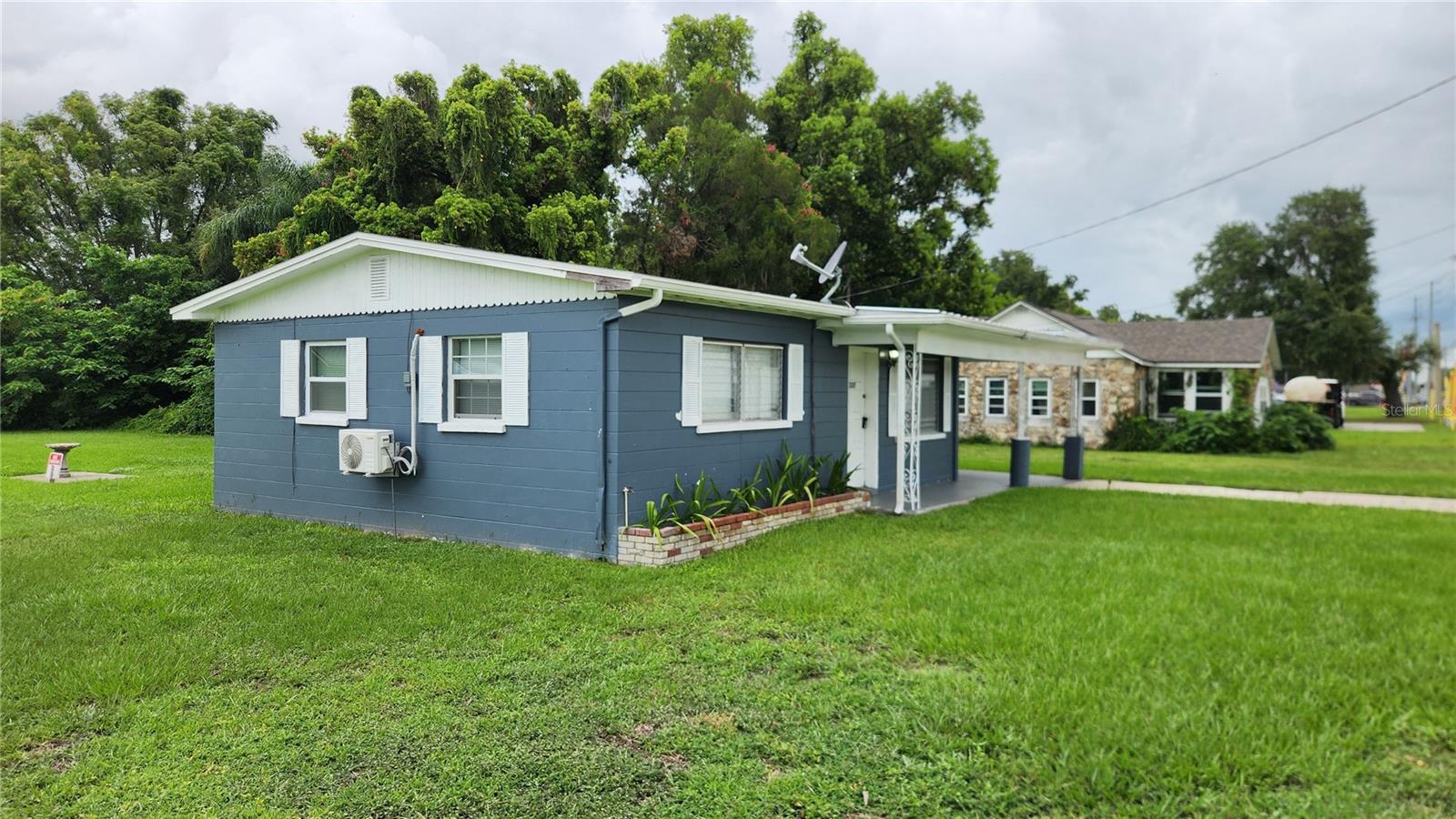 Image 4 of 16 For 1310 Combee Road