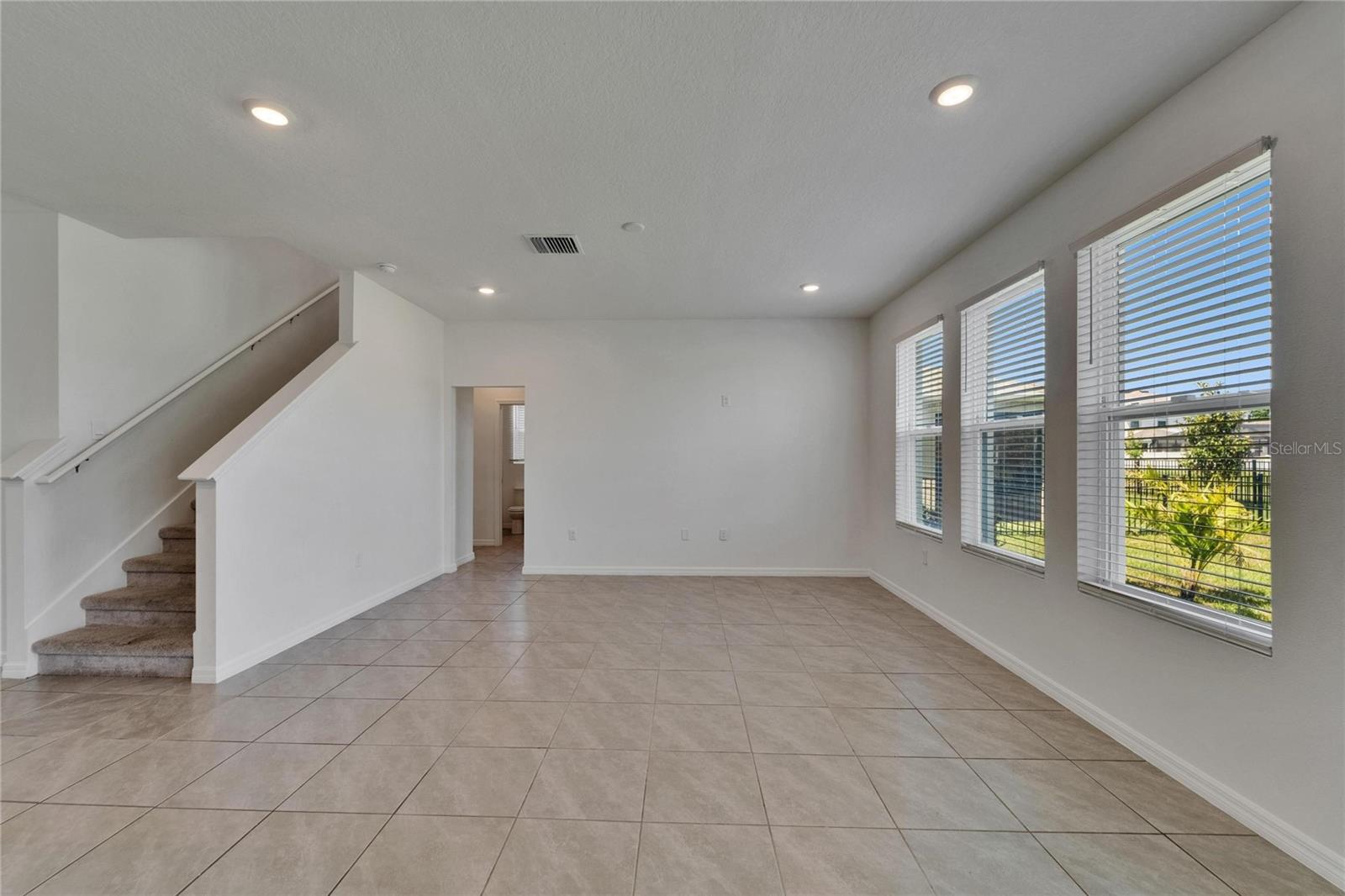 Image 20 of 100 For 16631 Mooner Plank Cir Circle
