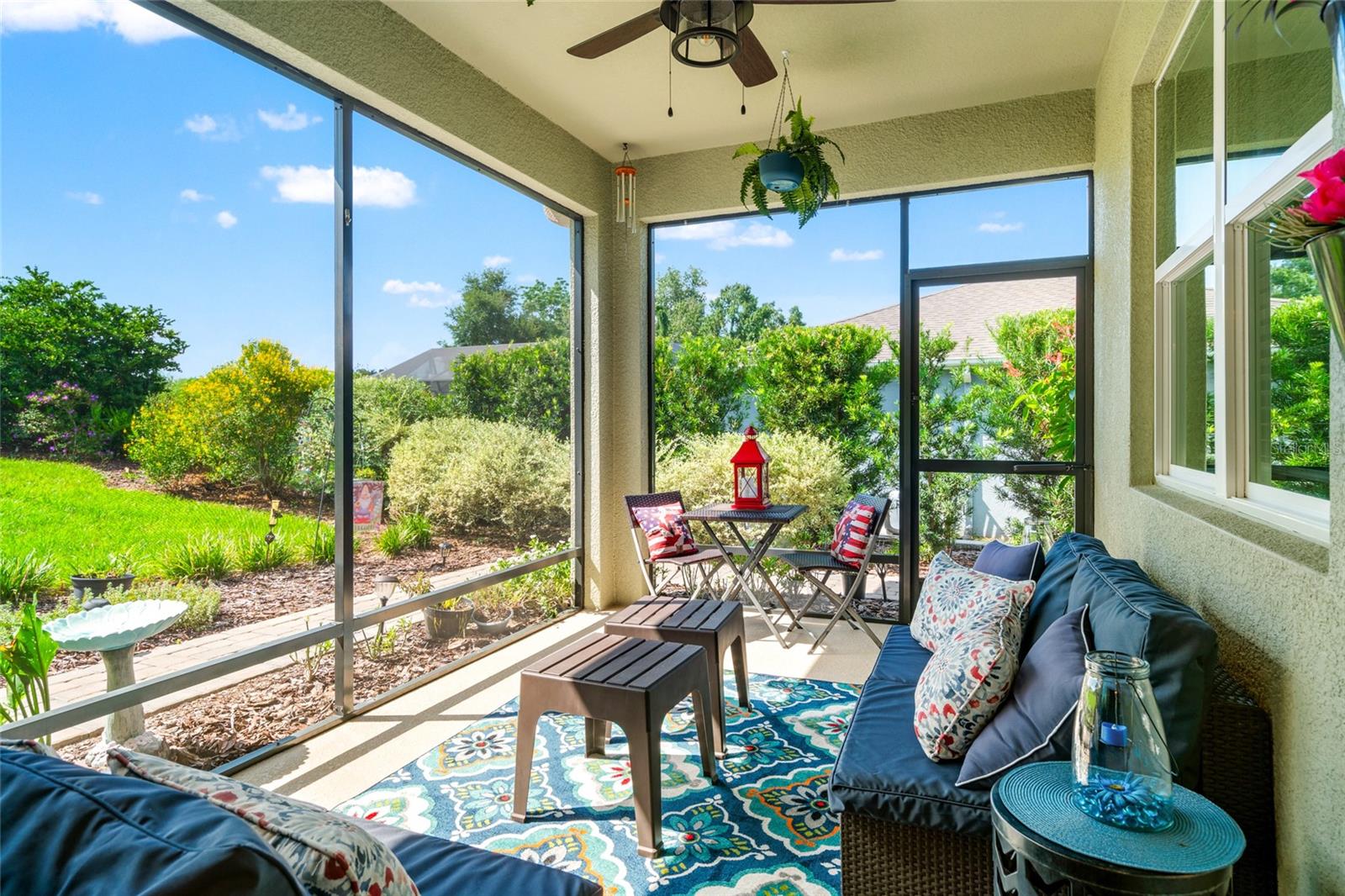 Listing photo id 22 for 12526 Eastpointe Drive