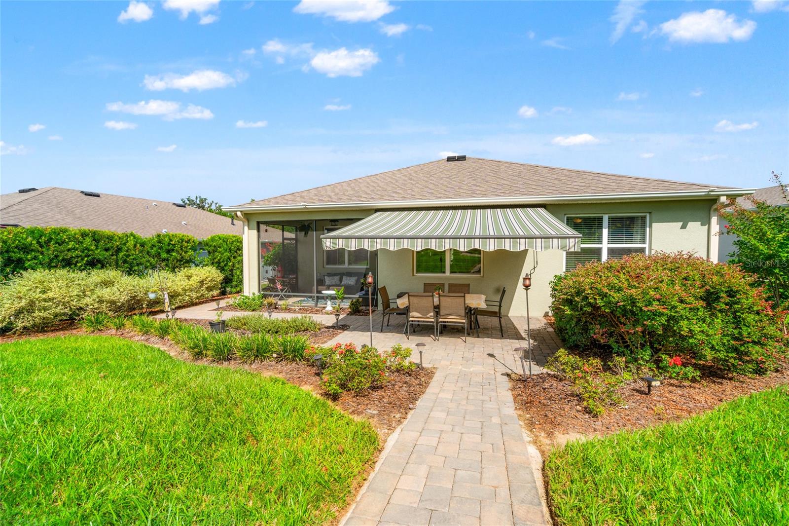 Listing photo id 33 for 12526 Eastpointe Drive