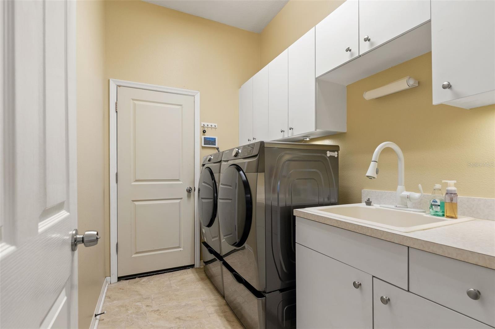 Image 39 of 74 For 4681 Ilex Court
