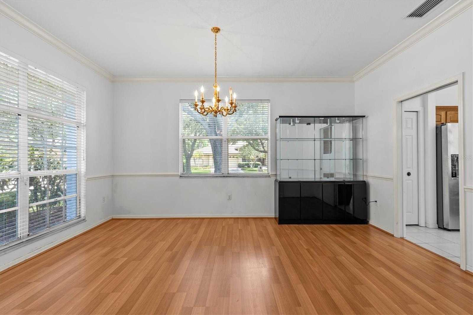 Image 17 of 71 For 2328 Warwick Drive