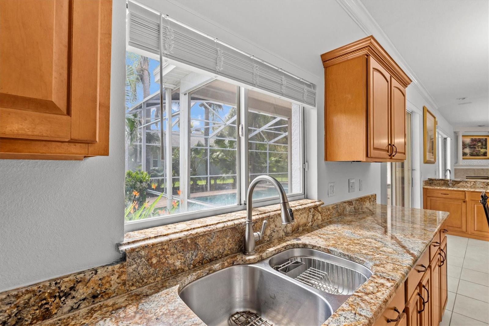Image 21 of 71 For 2328 Warwick Drive