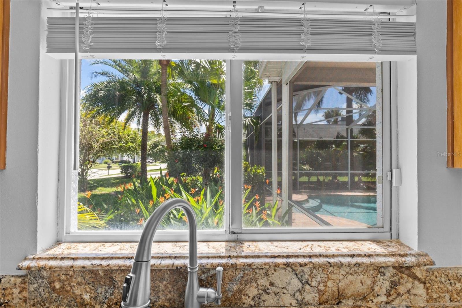Image 22 of 71 For 2328 Warwick Drive