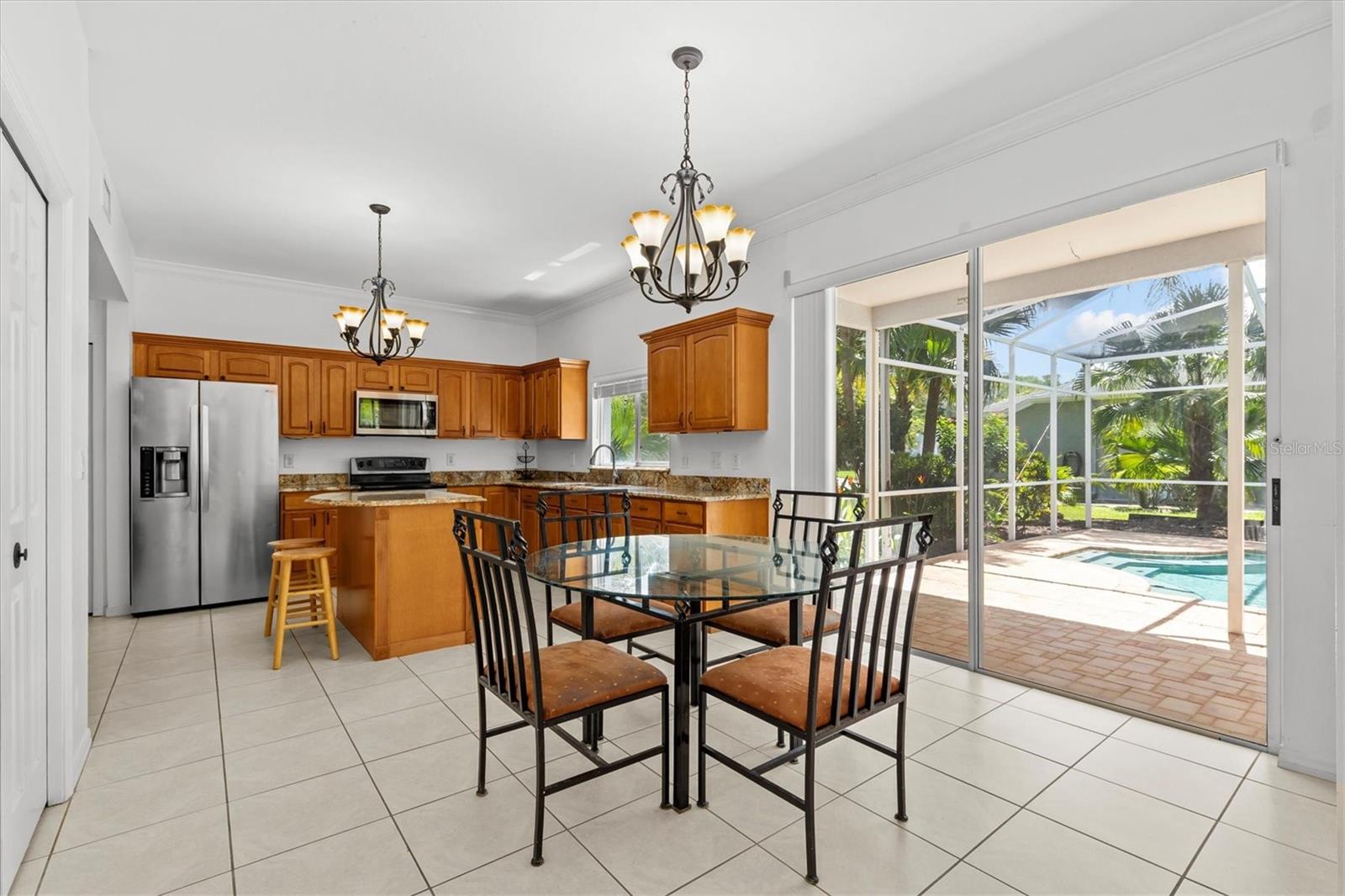 Image 27 of 71 For 2328 Warwick Drive