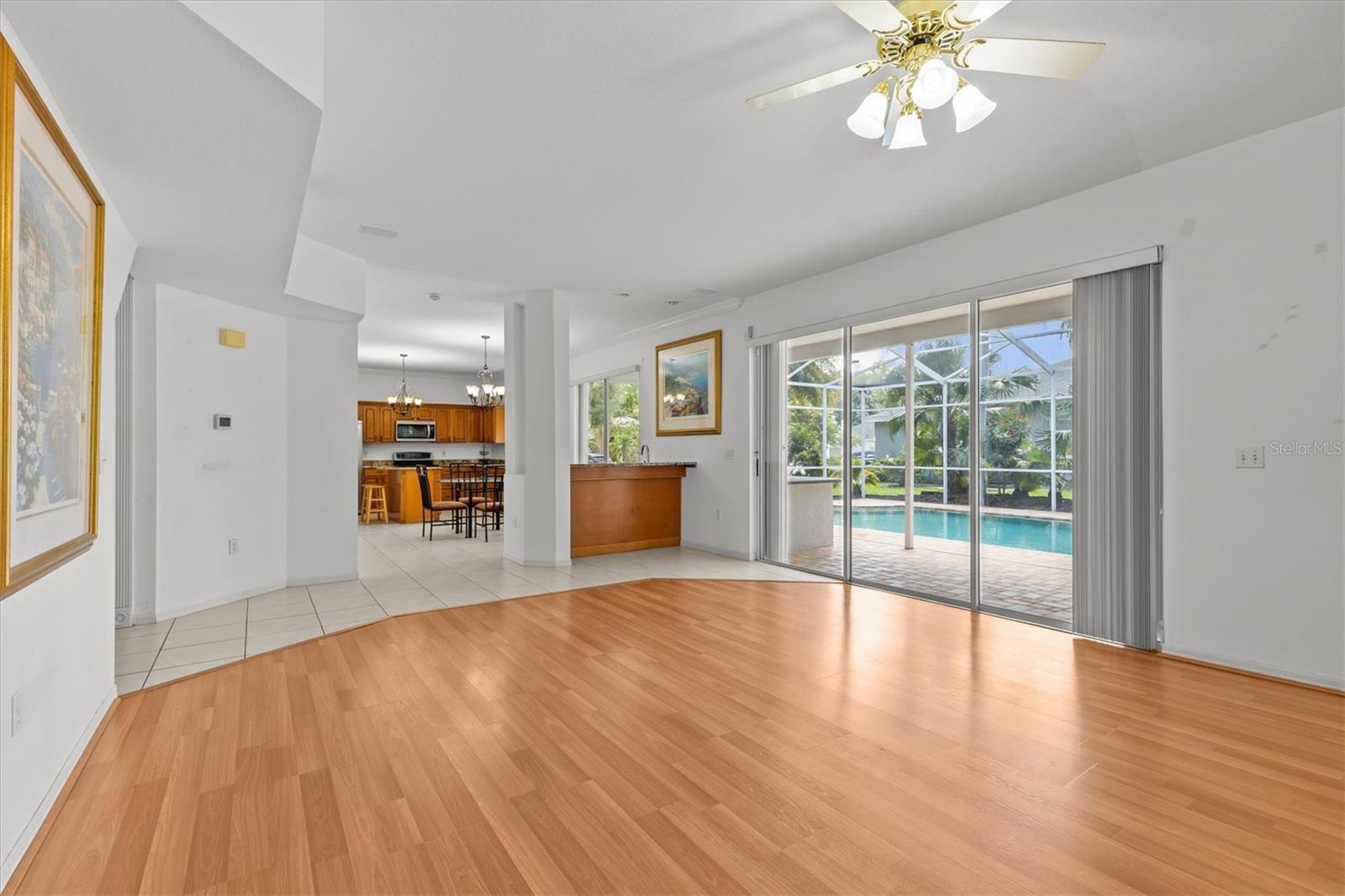 Image 30 of 71 For 2328 Warwick Drive