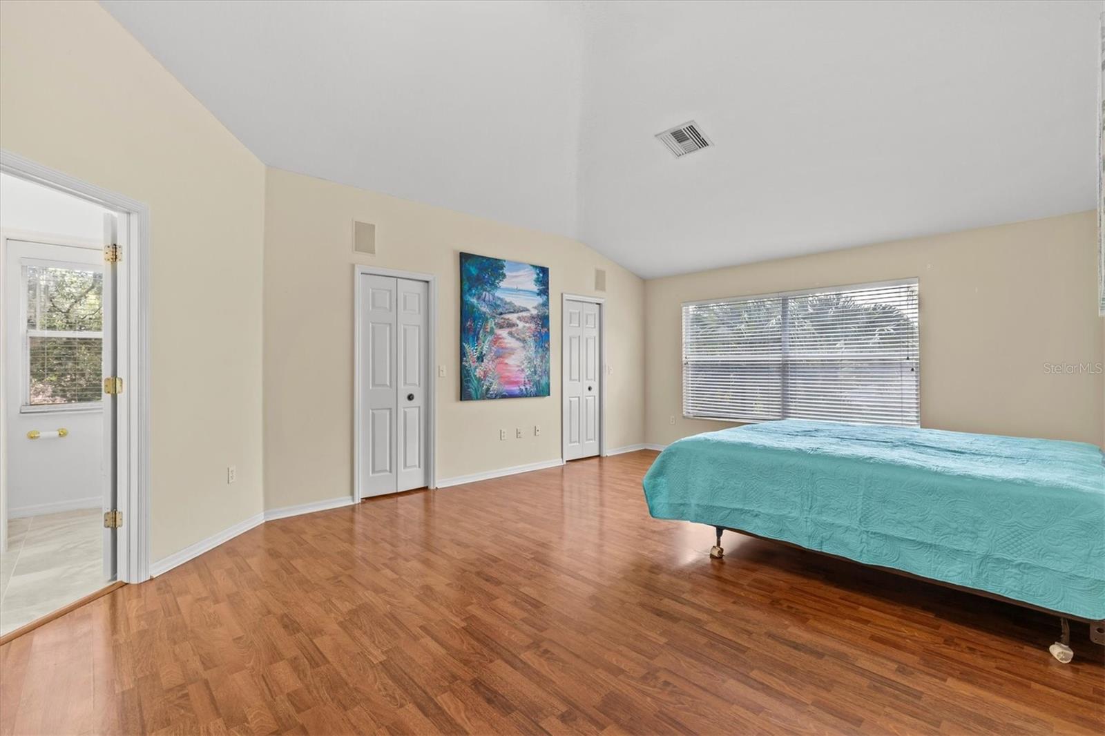 Image 41 of 71 For 2328 Warwick Drive
