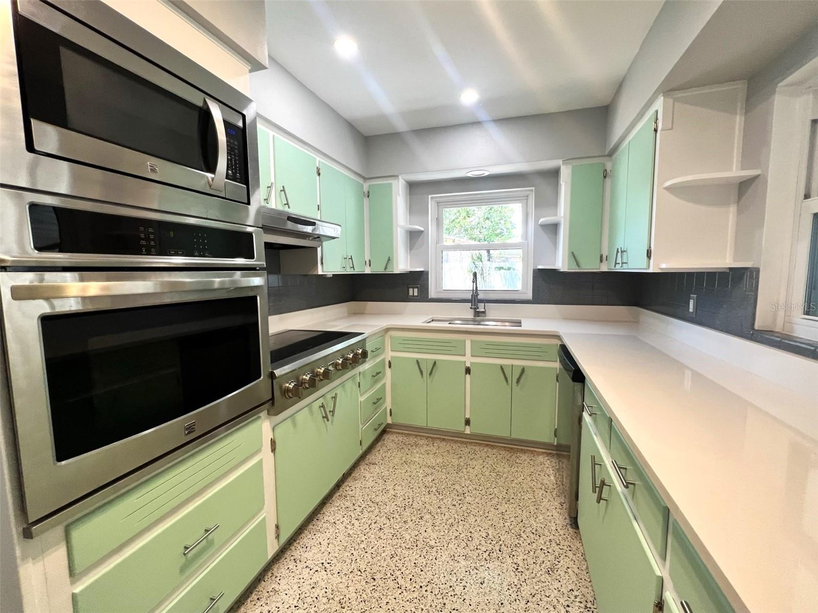 Image 11 of 29 For 2716 45th Street S