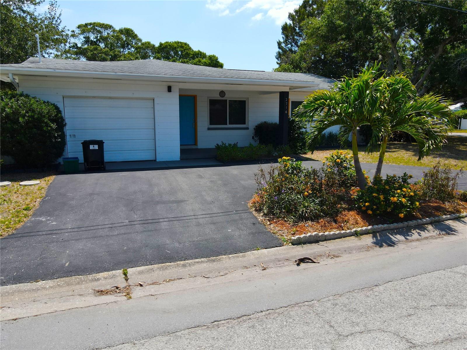 Image 5 of 29 For 2716 45th Street S