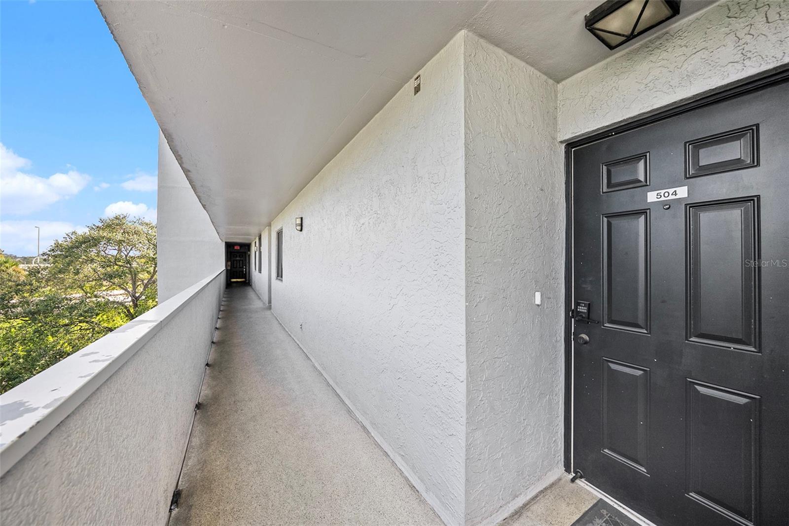 Image 4 of 23 For 201 Laurel Street 504b