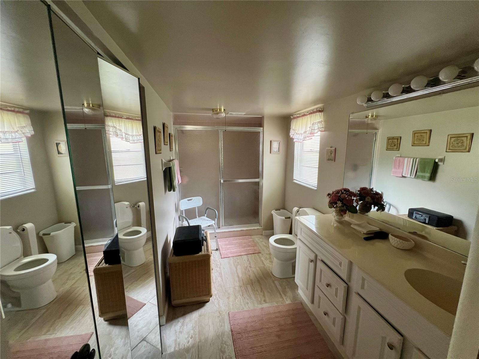 Image 13 of 20 For 3055 Casa Del Sol Circle 101