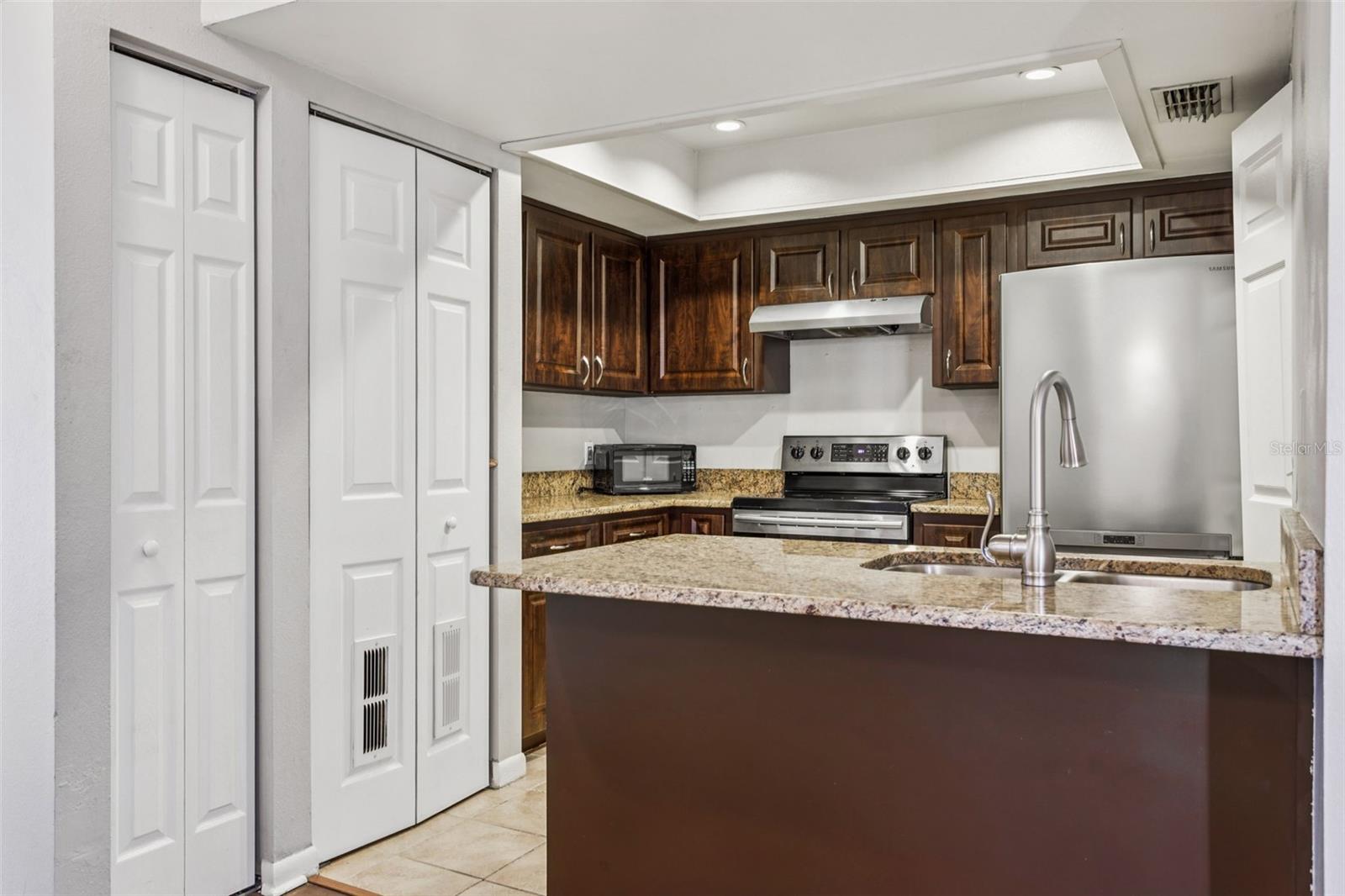 Image 4 of 23 For 201 Arrawana Avenue L