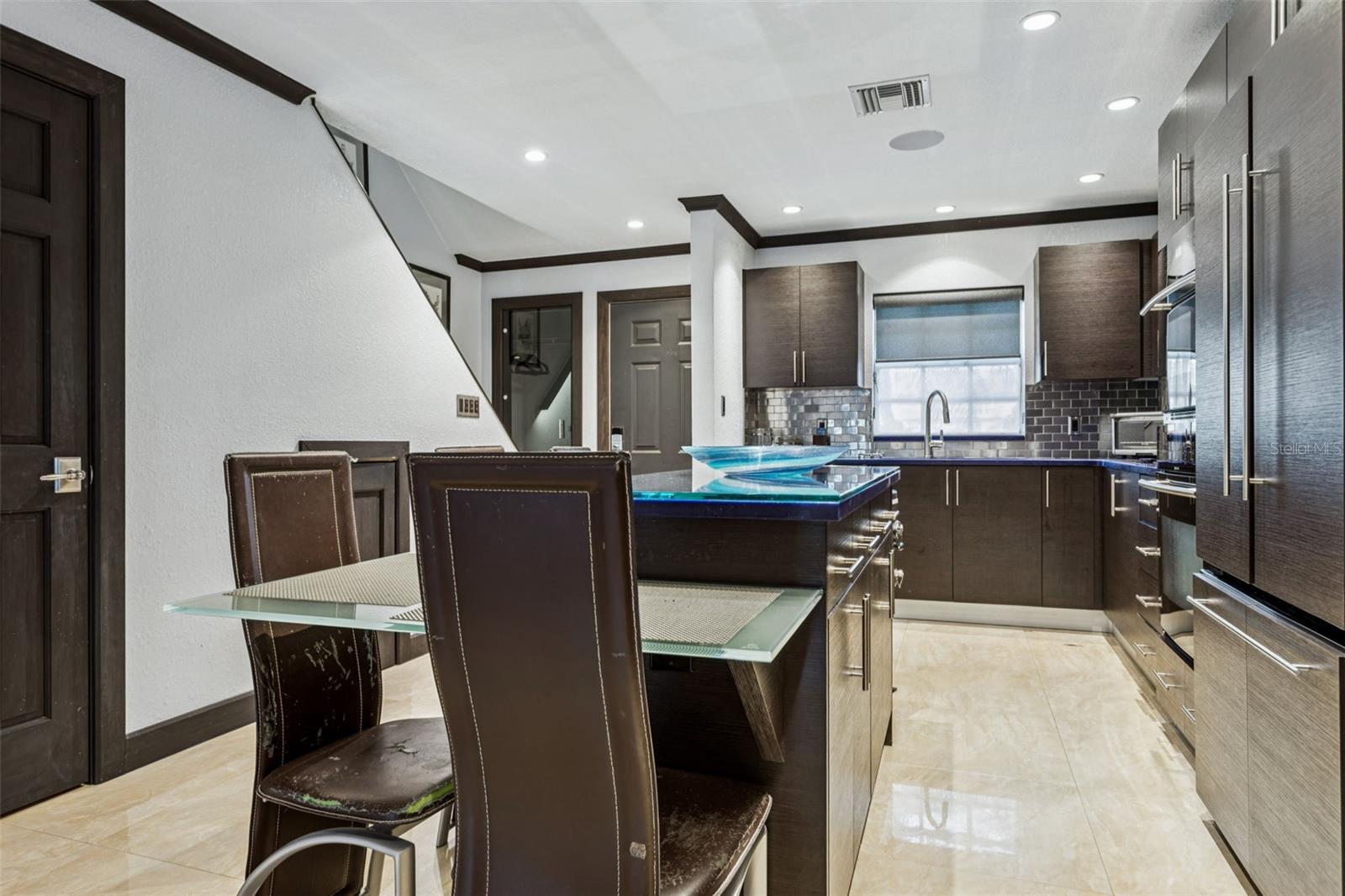 Image 5 of 25 For 3414 Arbor Oaks Court