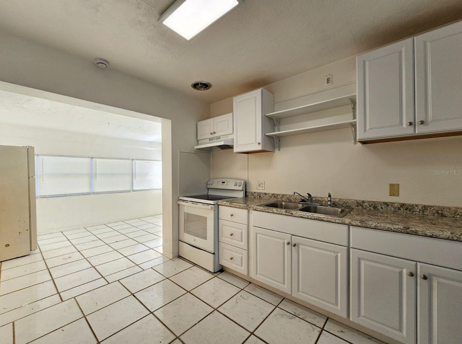 Image 4 of 14 For 5860 70th Avenue N