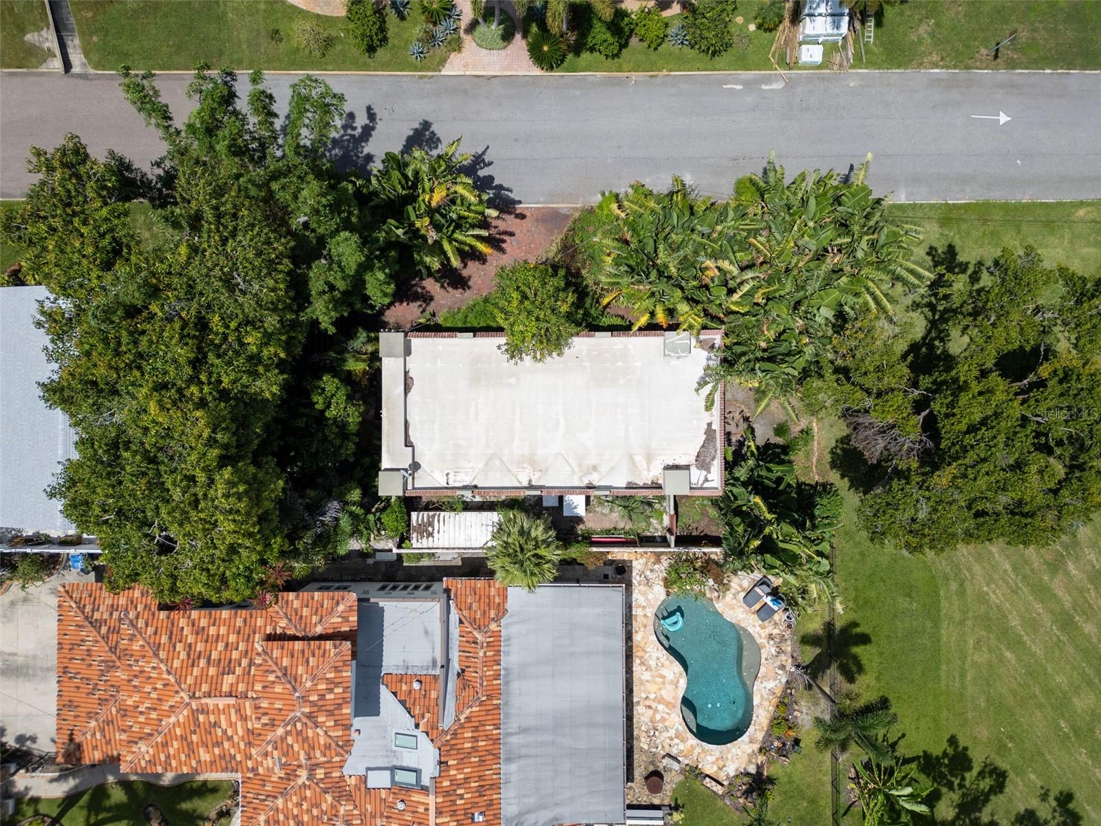 Image 7 of 29 For 720 15th Avenue N
