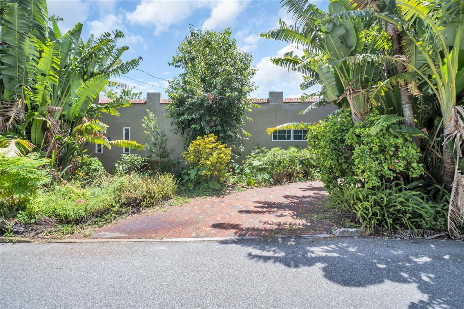 Image 9 of 29 For 720 15th Avenue N