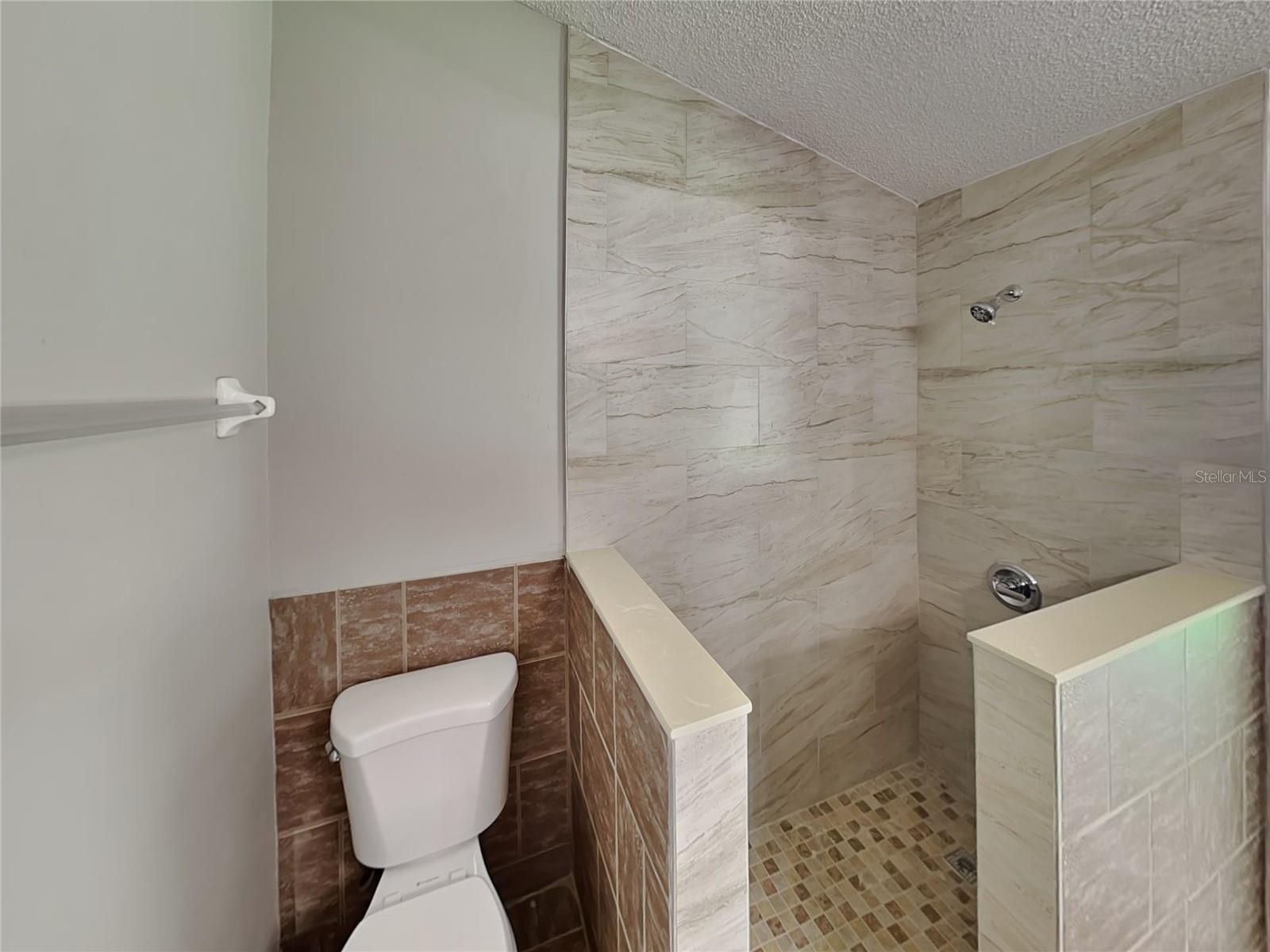 Image 12 of 18 For 1326 Hatch Place