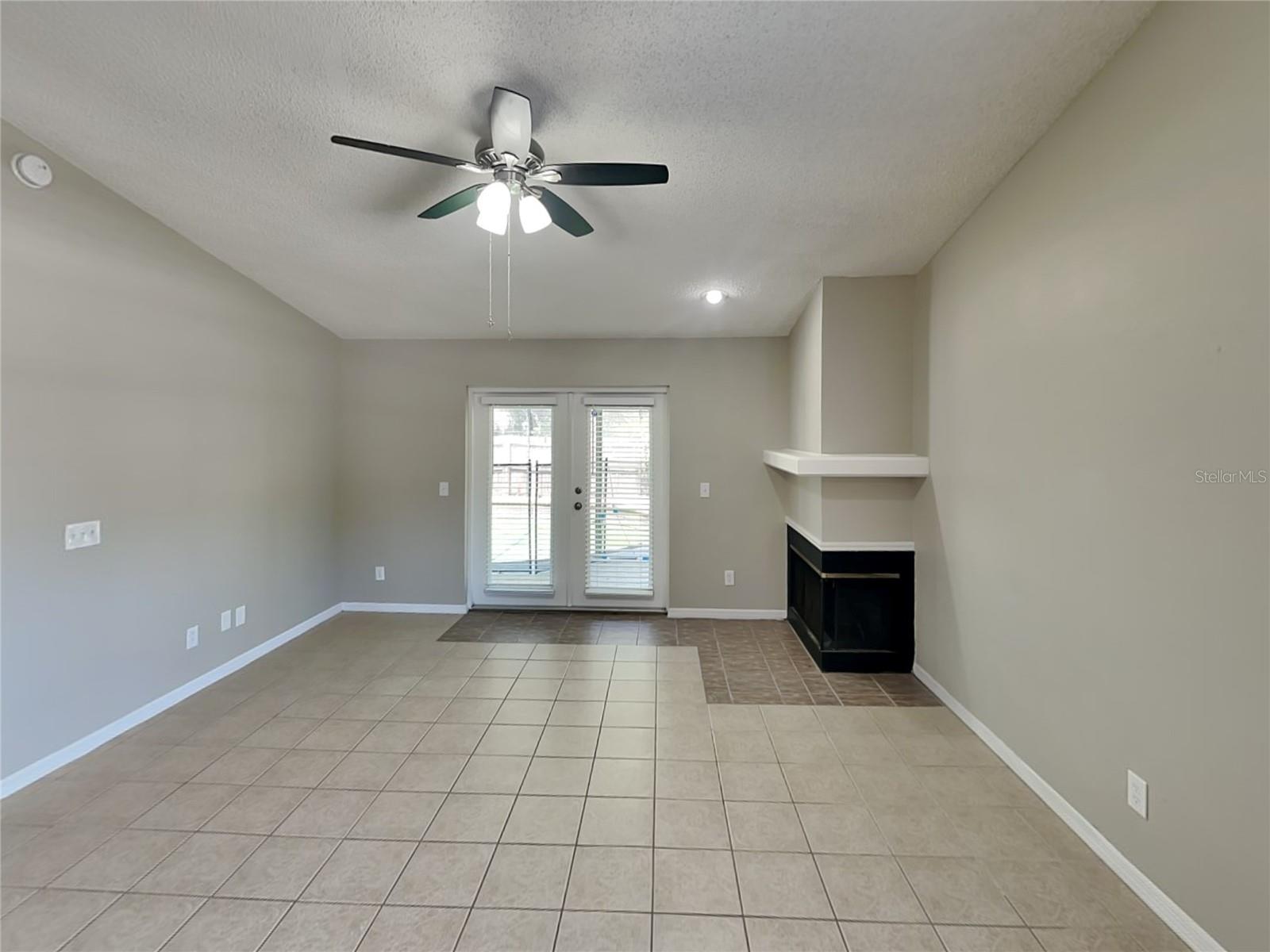 Image 2 of 18 For 1326 Hatch Place