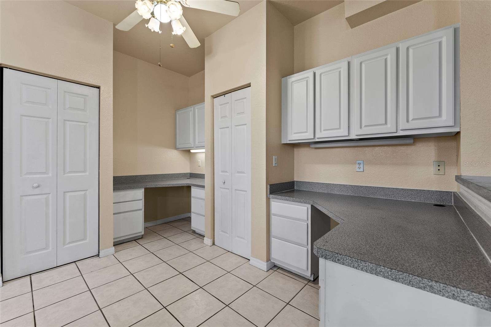 Image 12 of 47 For 5039 Sunridge Palms Drive 204