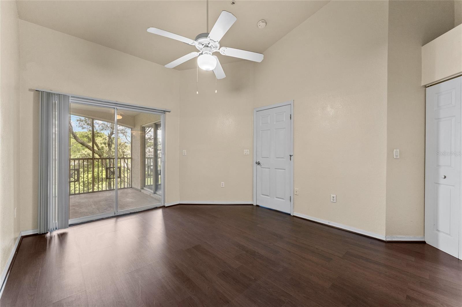 Image 22 of 47 For 5039 Sunridge Palms Drive 204