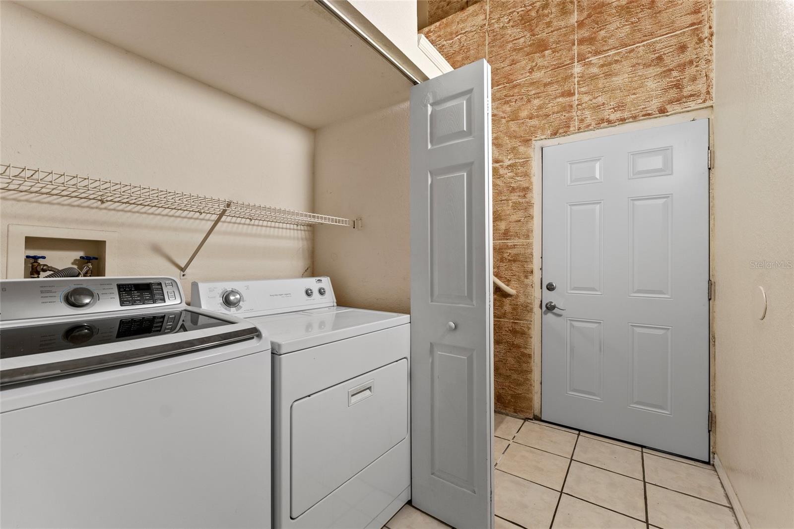 Image 31 of 47 For 5039 Sunridge Palms Drive 204