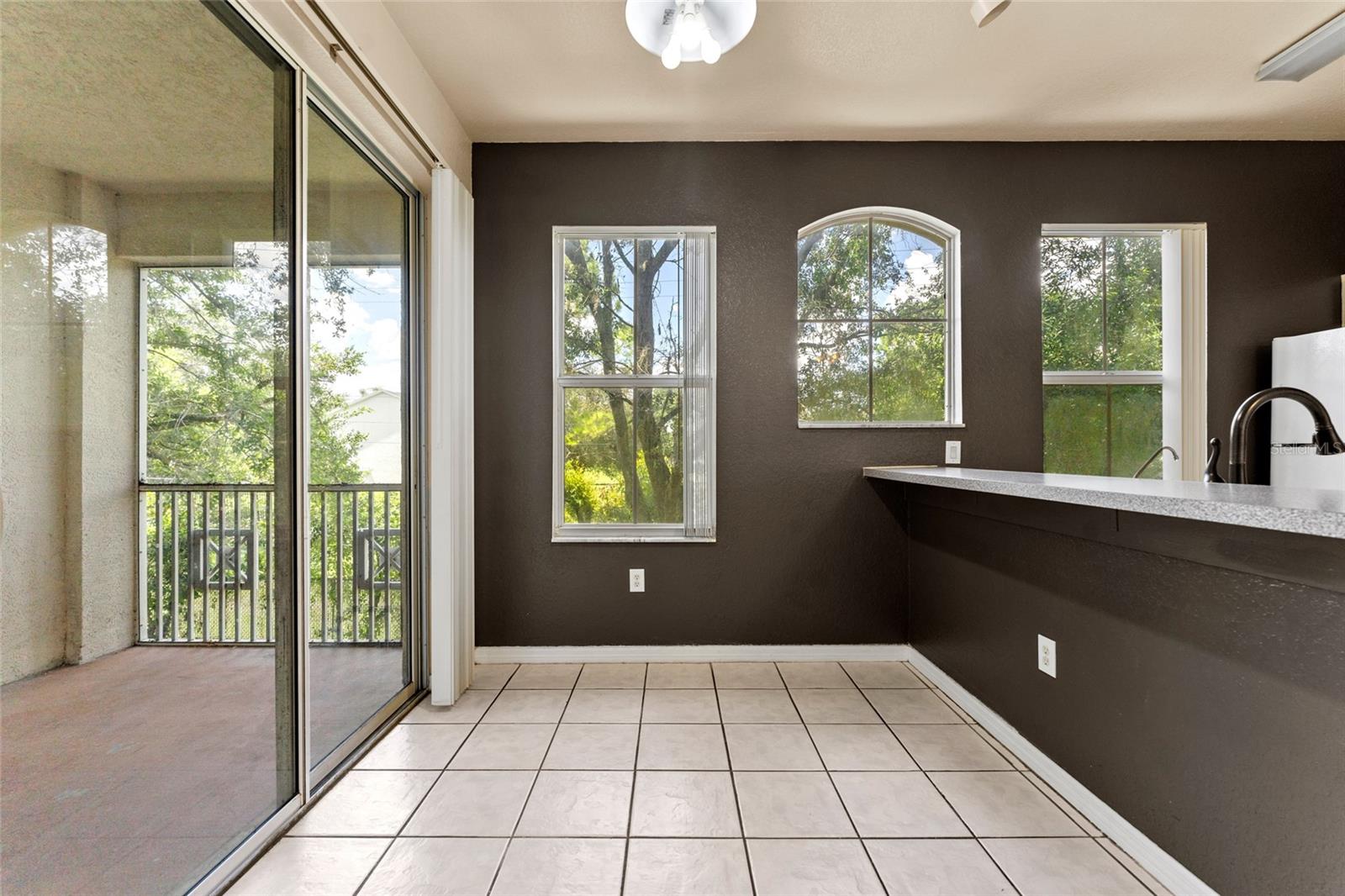 Image 7 of 47 For 5039 Sunridge Palms Drive 204