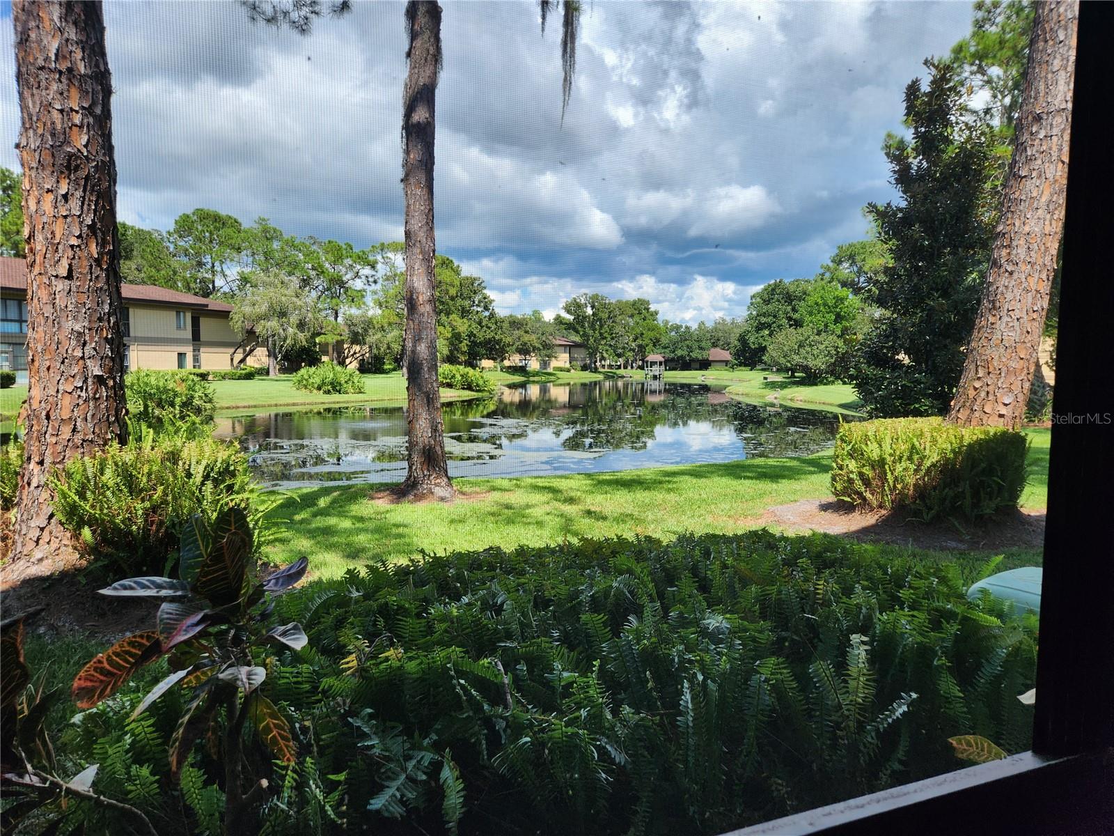 Image 11 of 13 For 2685 Sabal Springs Circle 103