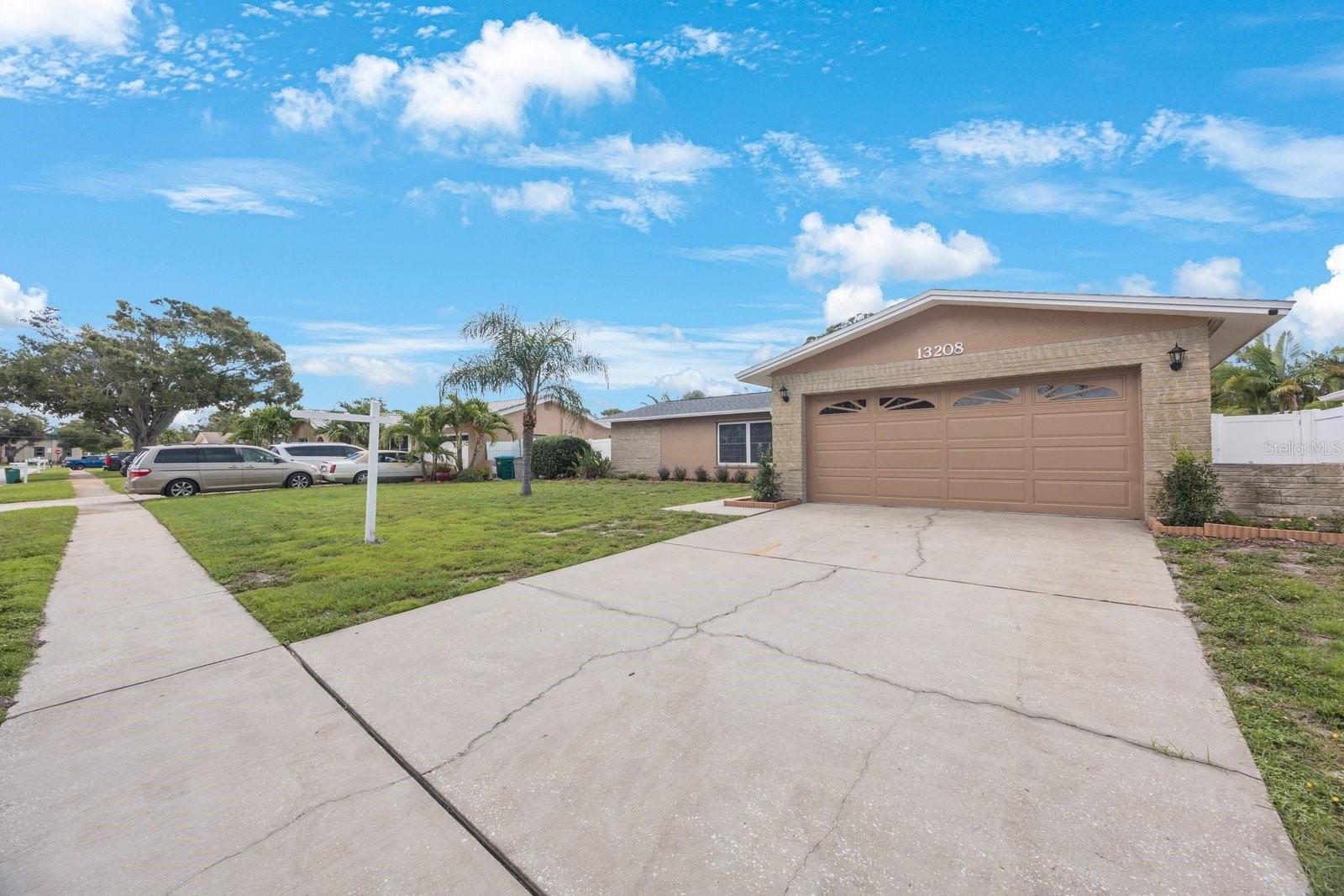 Image 2 of 47 For 13208 88th Avenue