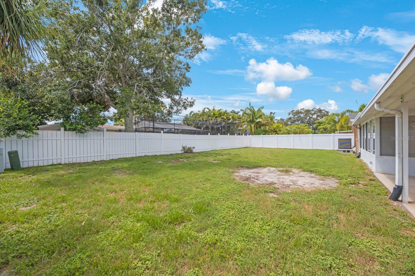 Image 38 of 47 For 13208 88th Avenue