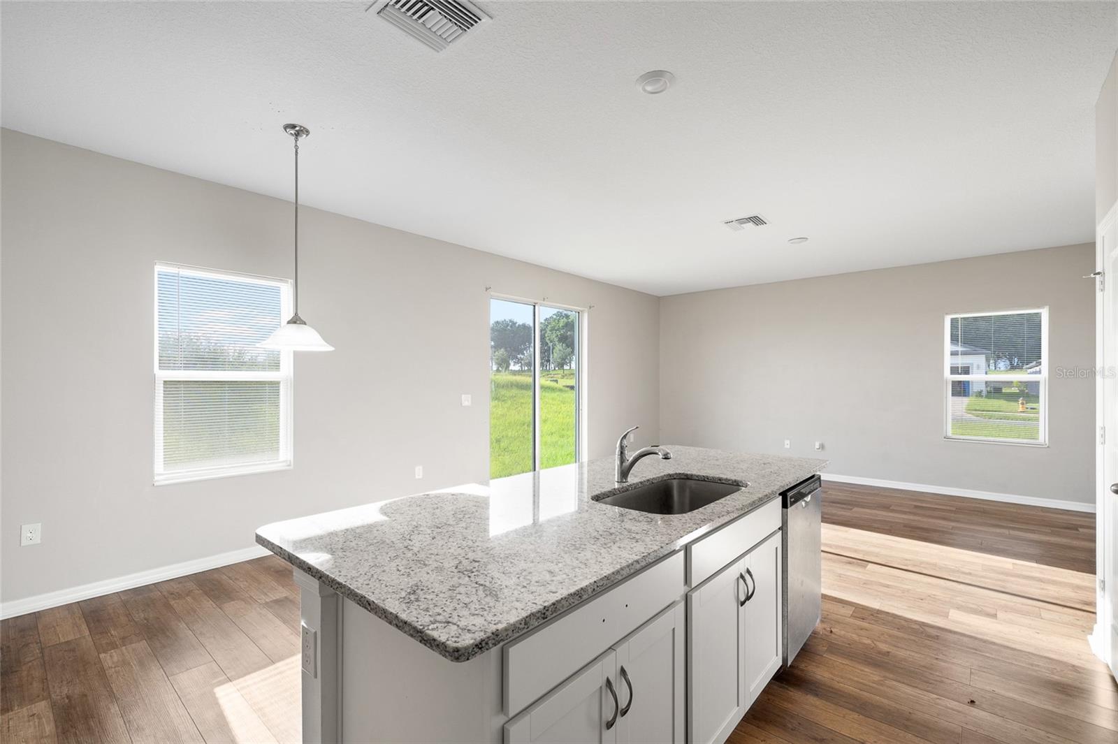 Image 14 of 37 For 5317 Cricket Road