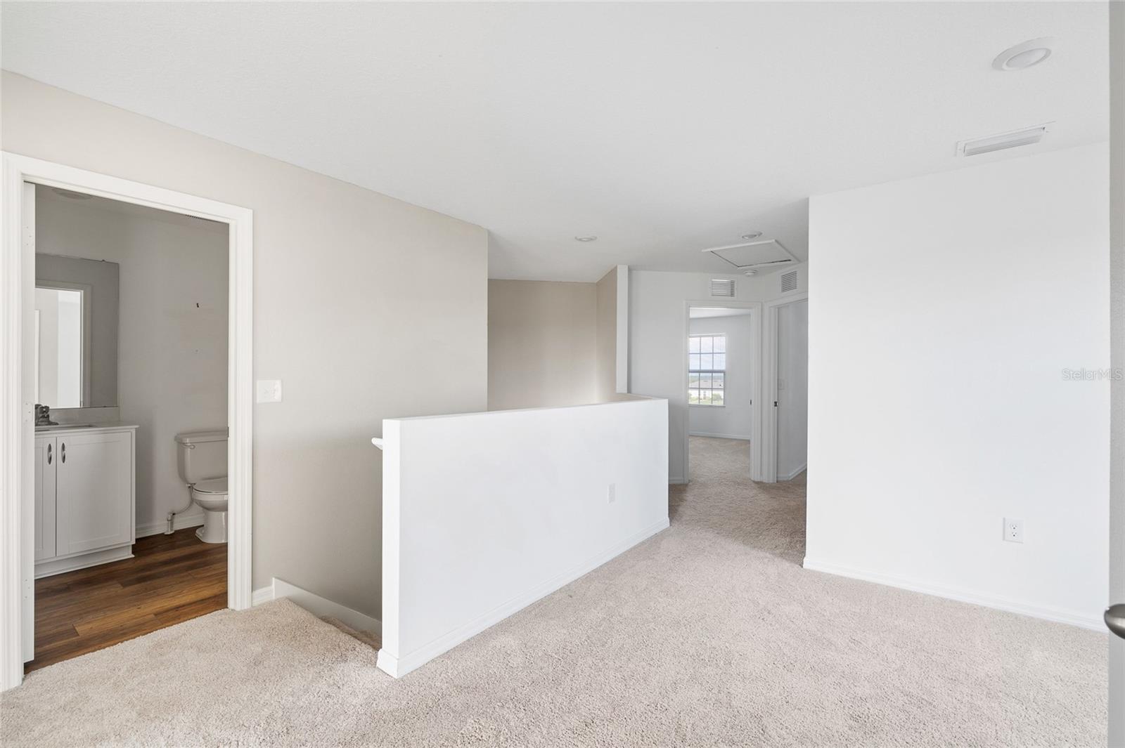 Image 18 of 37 For 5317 Cricket Road