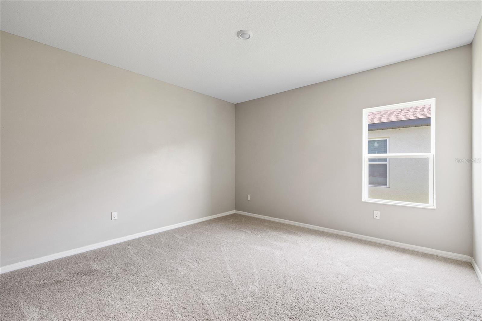 Image 19 of 37 For 5317 Cricket Road