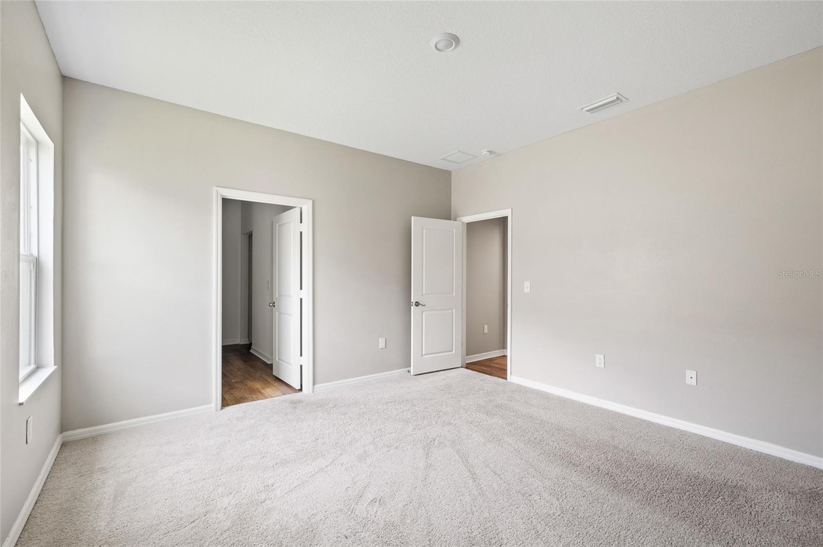 Image 20 of 37 For 5317 Cricket Road