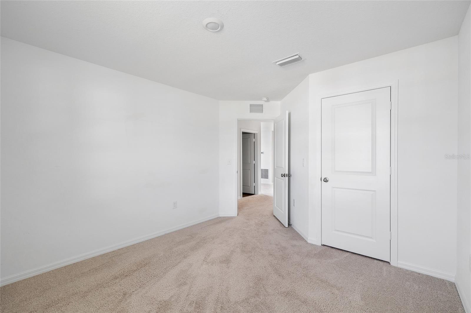 Image 33 of 37 For 5317 Cricket Road