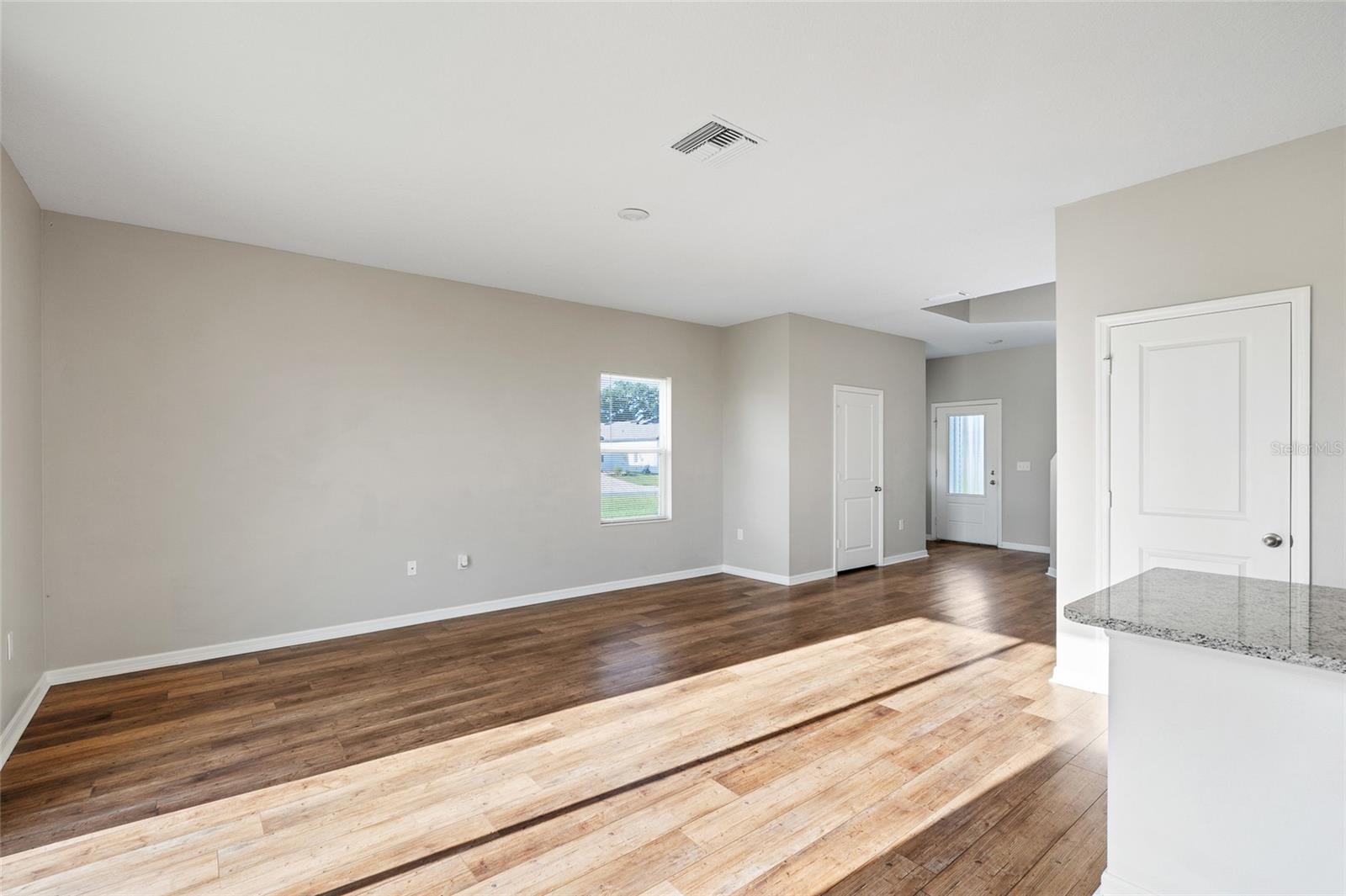 Image 9 of 37 For 5317 Cricket Road