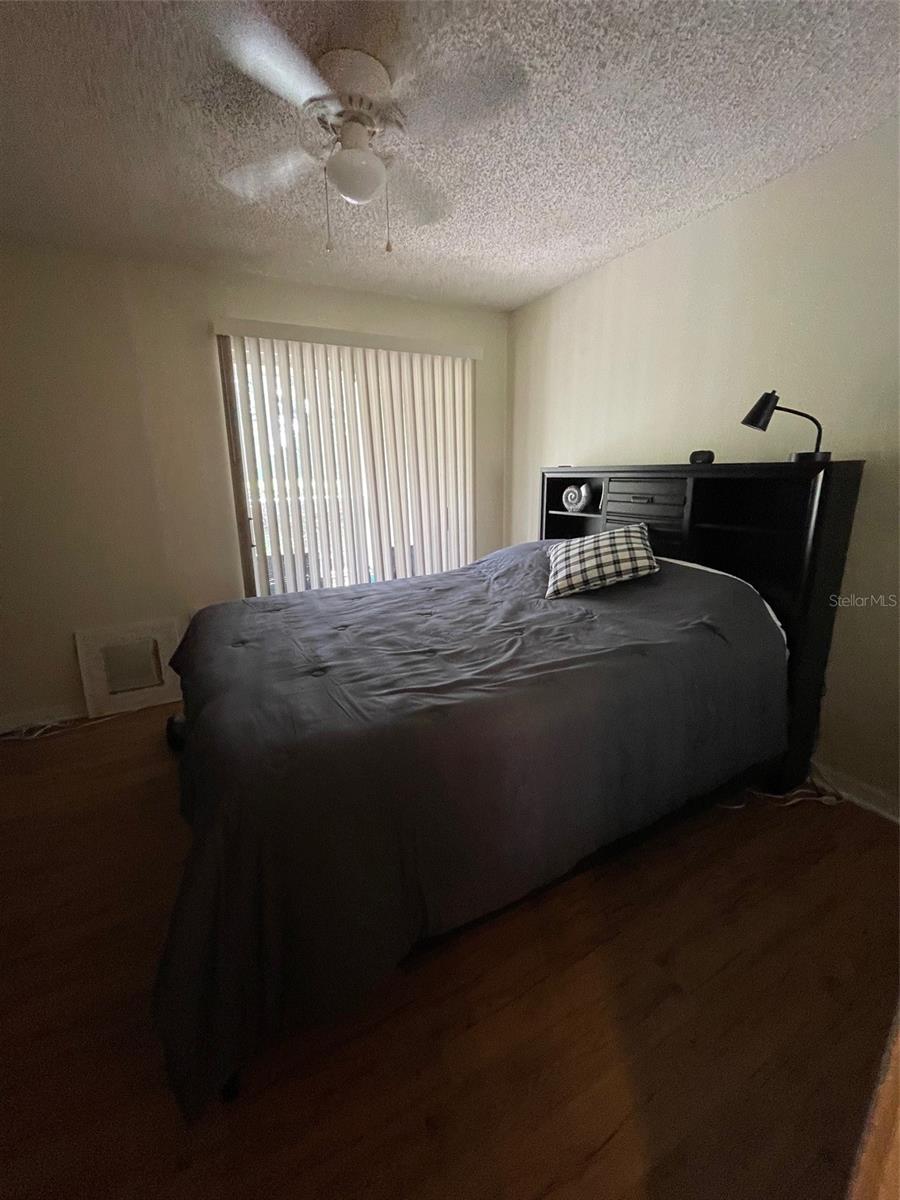 Image 10 of 30 For 2690 Coral Landings Boulevard 112