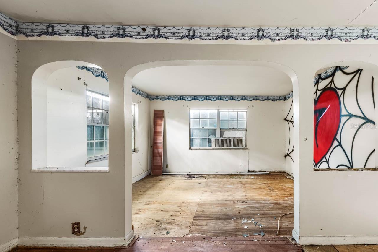 Image 17 of 30 For 1501 12th Street Ne