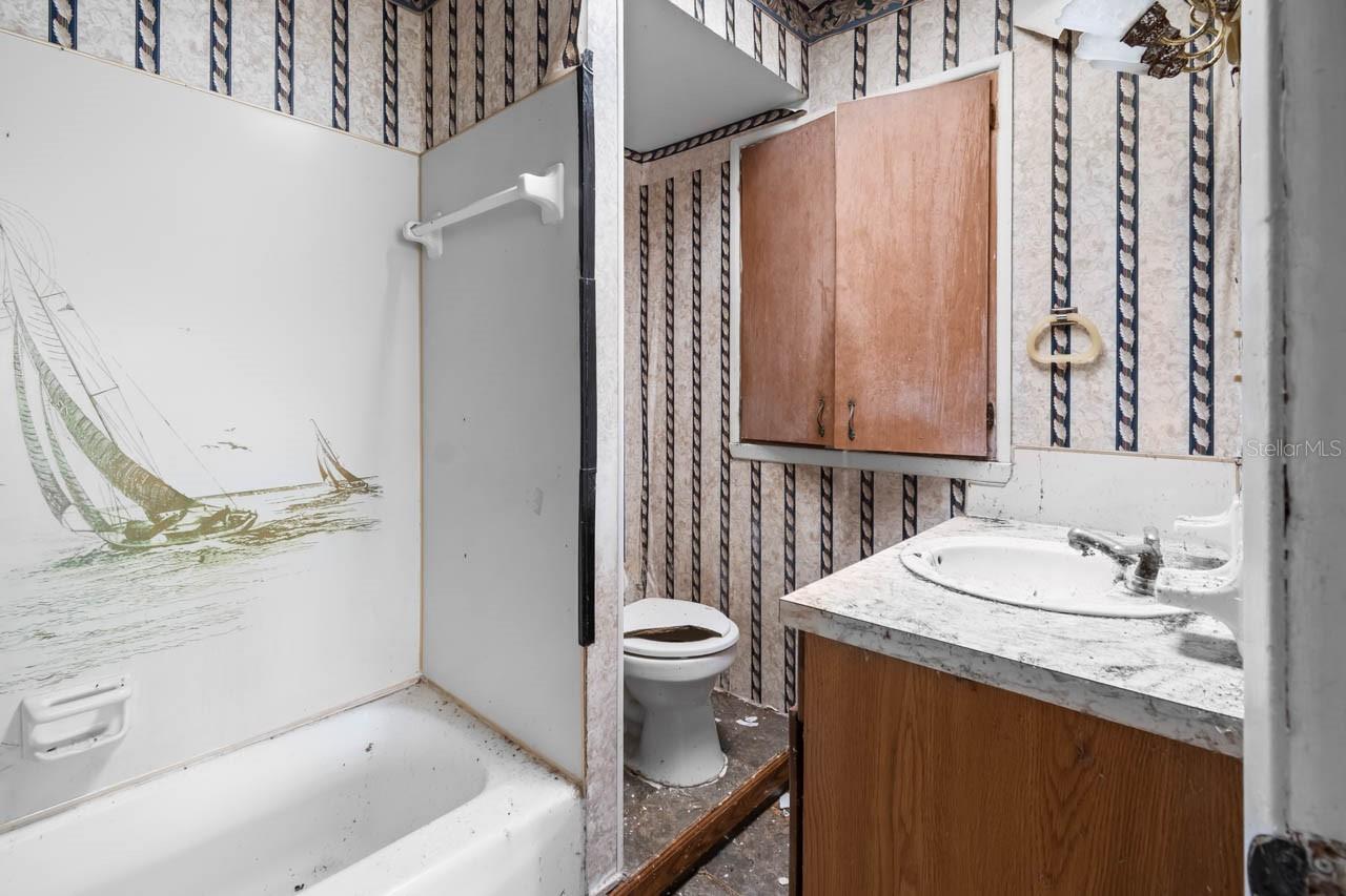 Image 22 of 30 For 1501 12th Street Ne