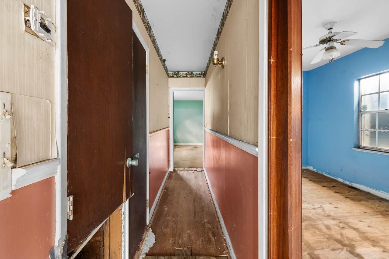 Image 24 of 30 For 1501 12th Street Ne