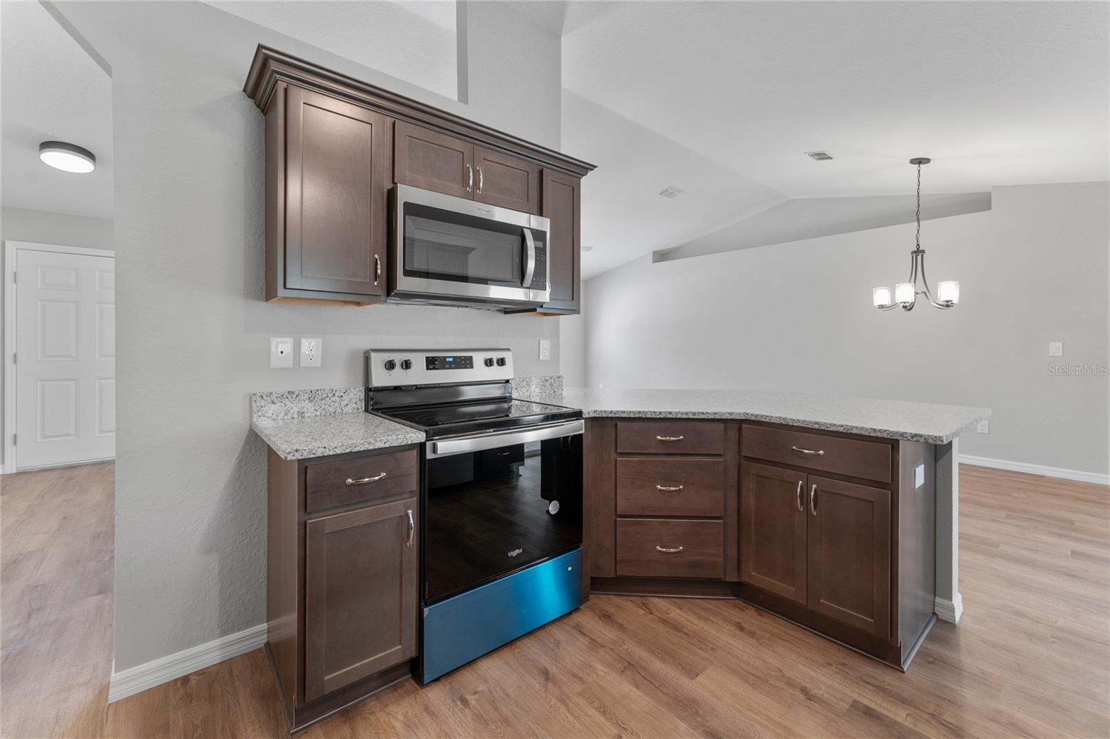 Image 14 of 50 For 9461 Sandree Drive
