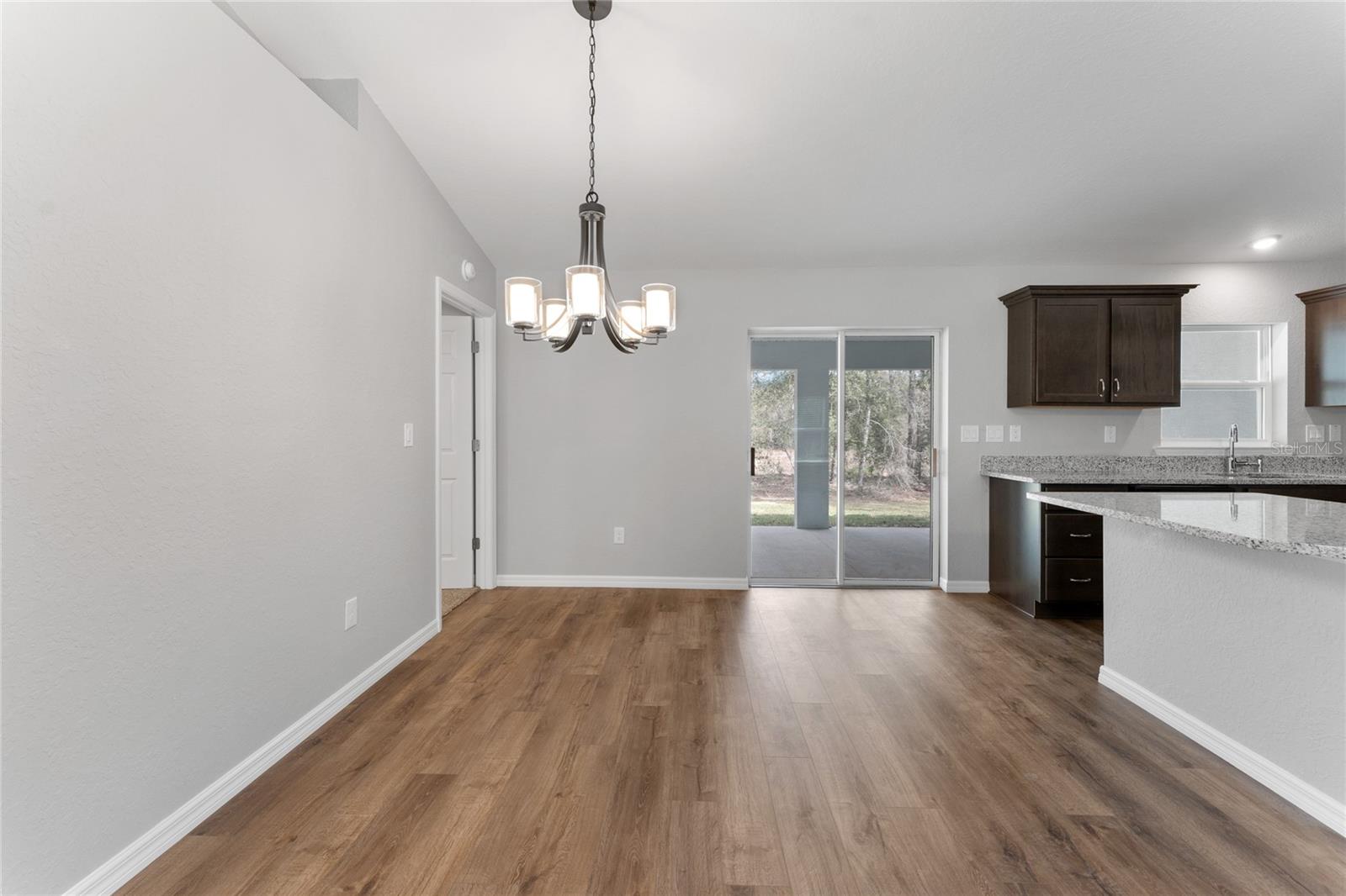 Image 15 of 50 For 9461 Sandree Drive