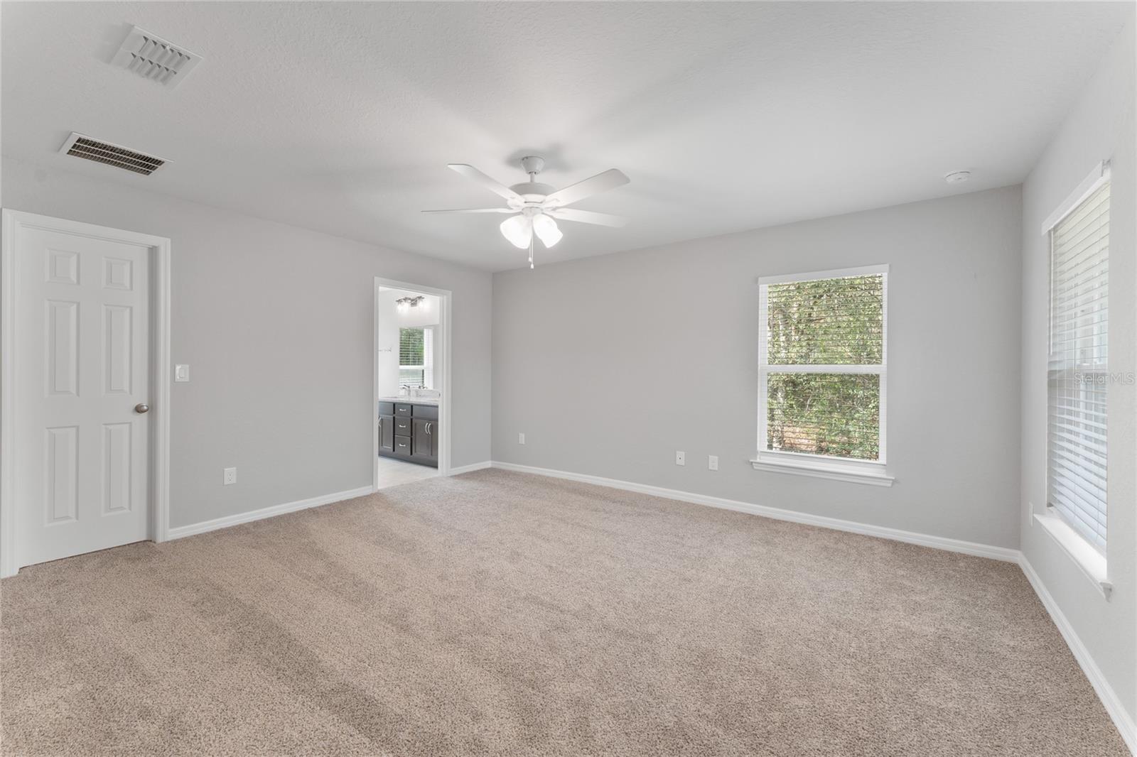 Image 17 of 50 For 9461 Sandree Drive
