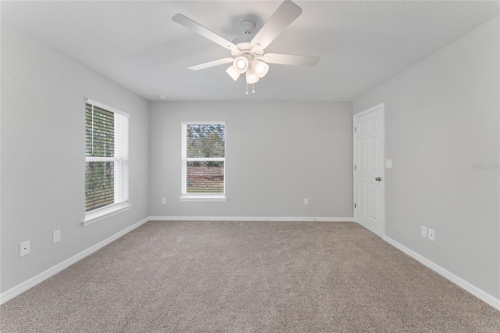 Image 19 of 50 For 9461 Sandree Drive