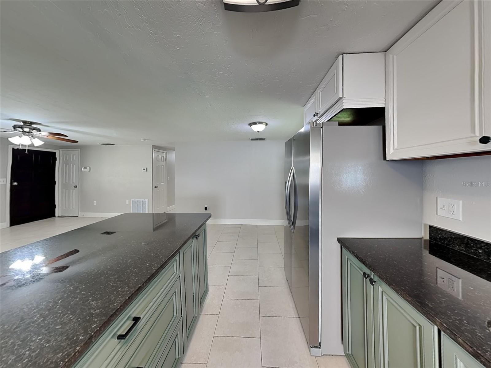 Image 3 of 15 For 5058 Silk Oak Drive