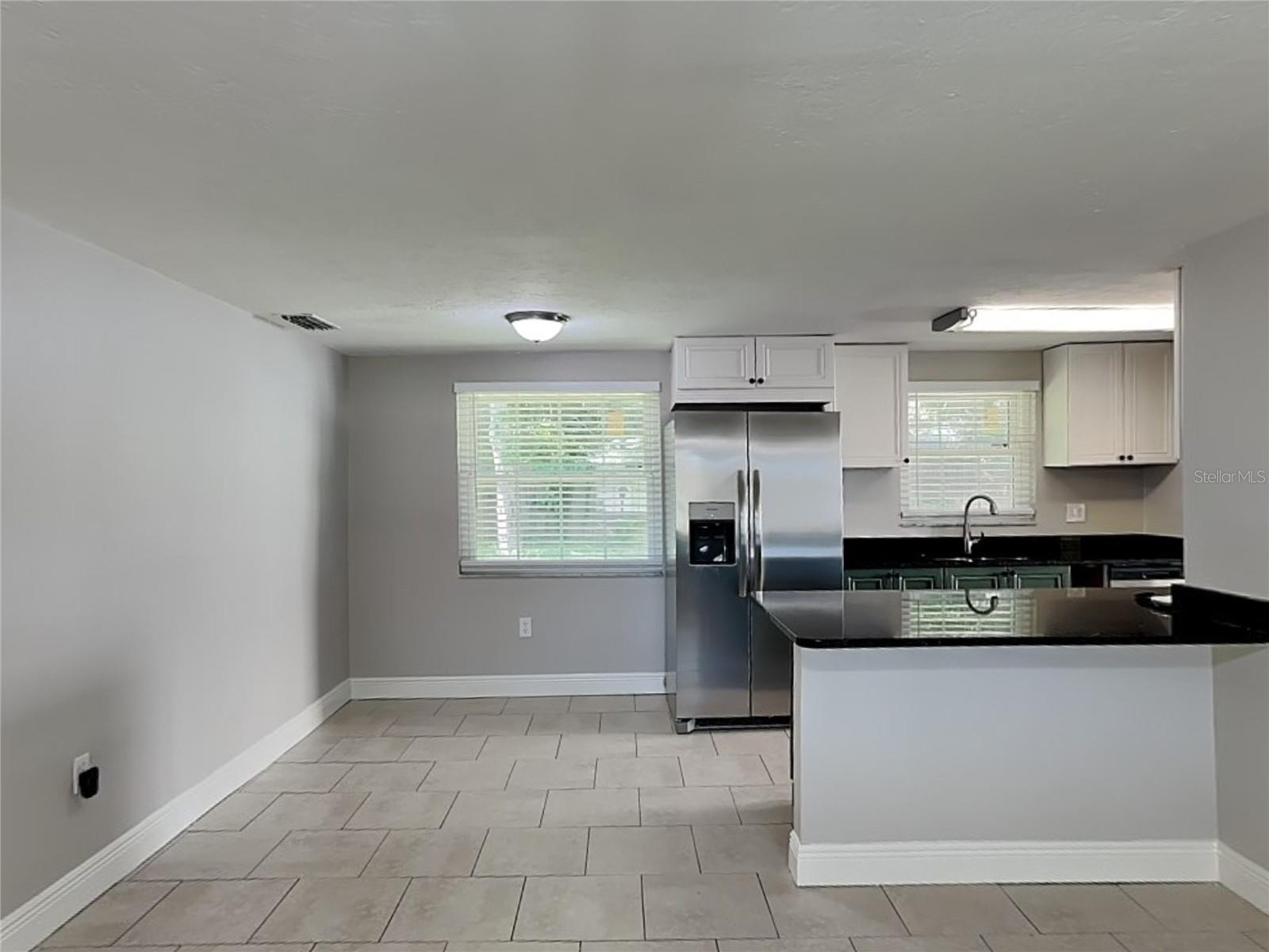 Image 5 of 15 For 5058 Silk Oak Drive