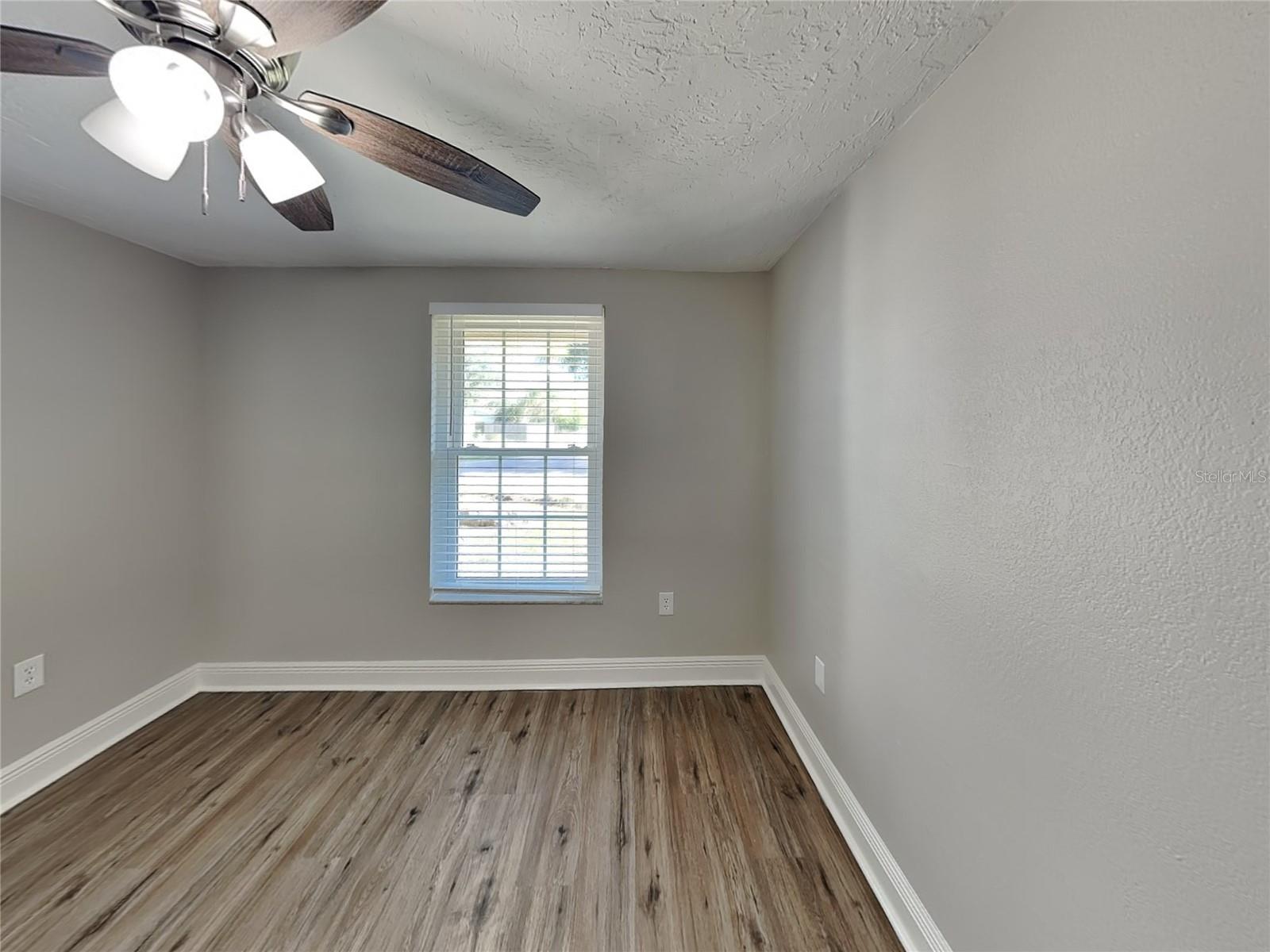 Image 8 of 15 For 5058 Silk Oak Drive