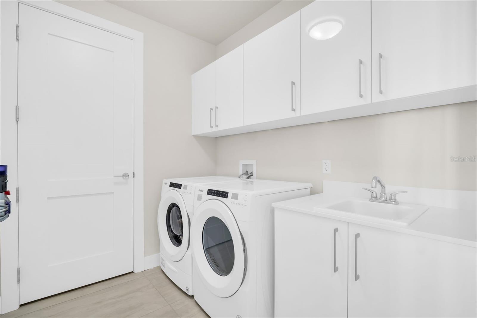 Image 34 of 44 For 301 1st Street S 706