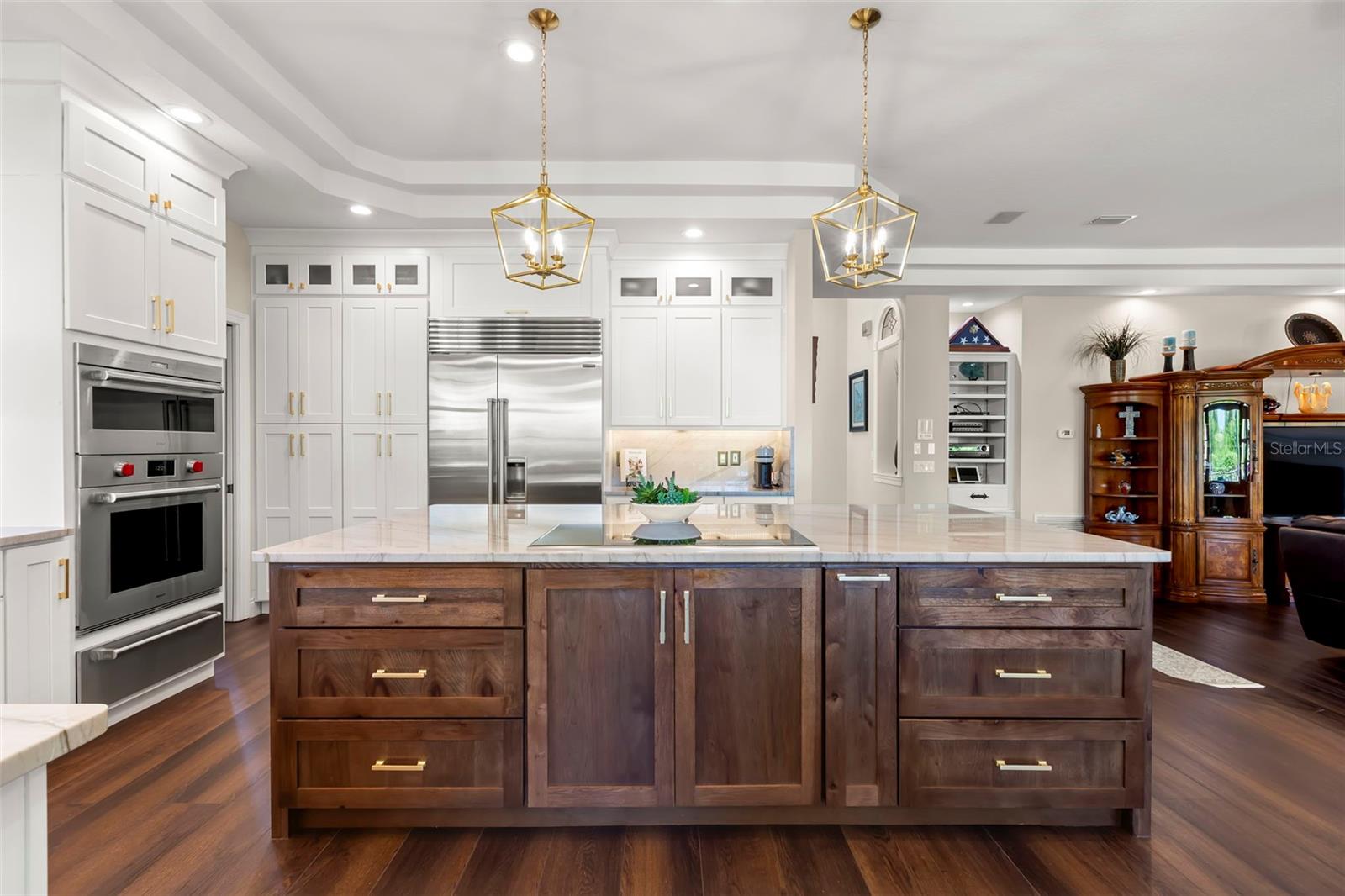 Listing photo id 21 for 9183 Waterash Lane N